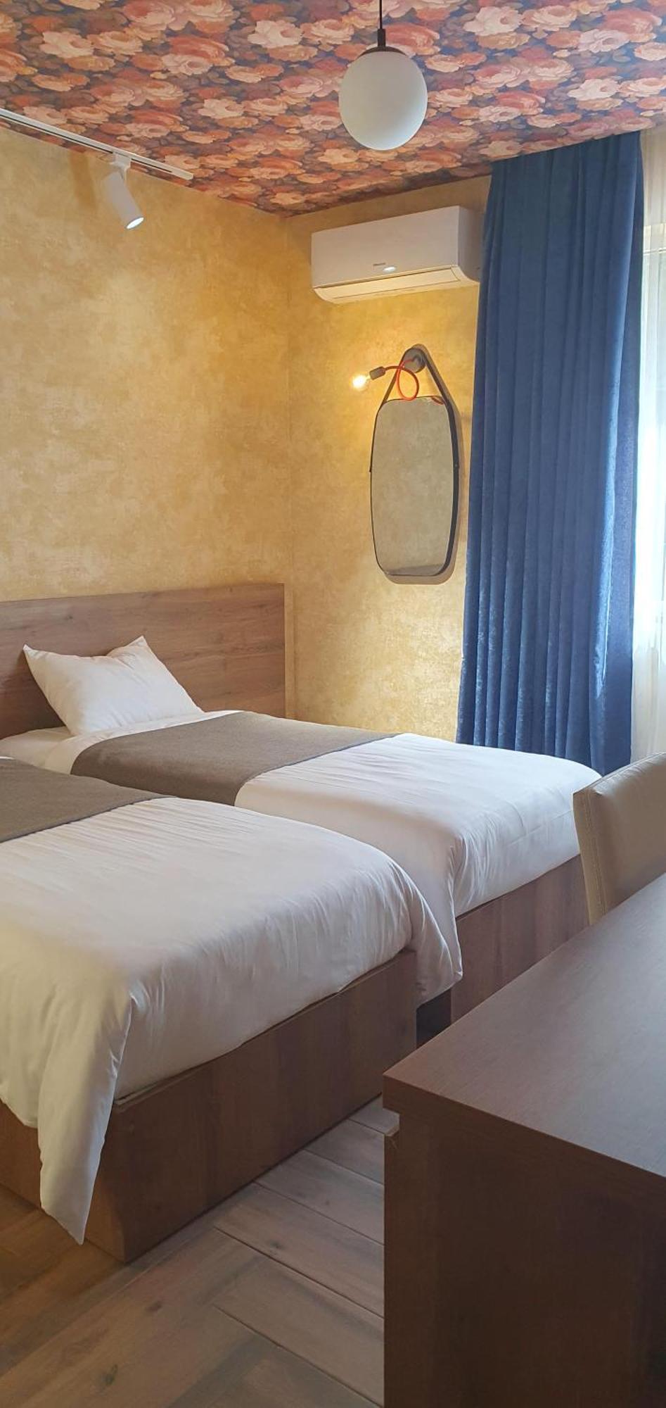 Hotel Banihills Tiflis Dış mekan fotoğraf